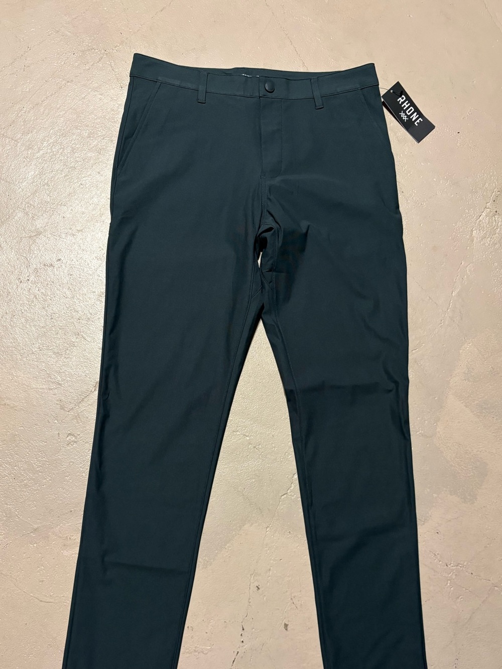 Rhône  commuter slim Pine Gray Slim Fit Pants - Size 32